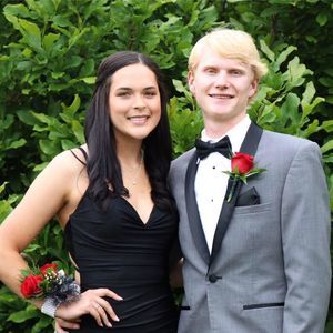 Meet your Posher, Maya